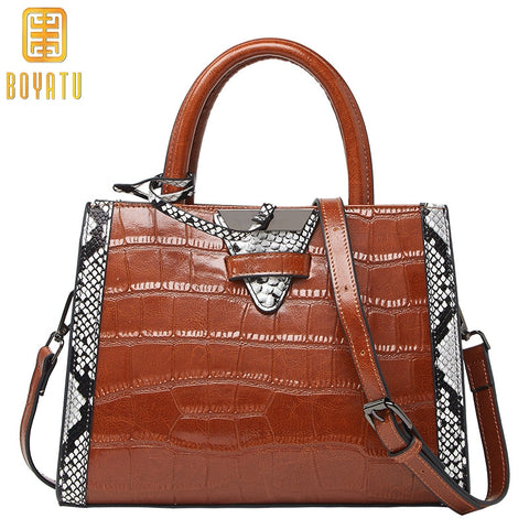 Serpentine Pattern Shoulder Bag